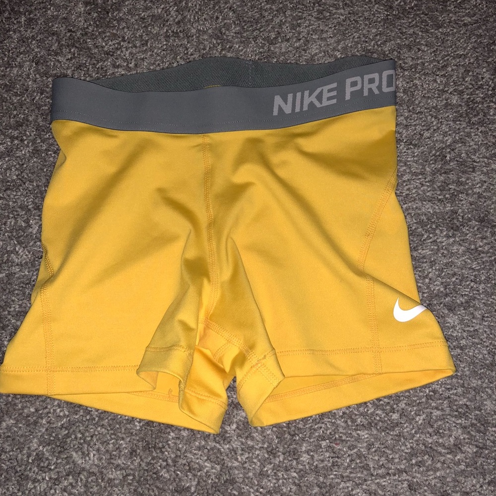 Nike pros